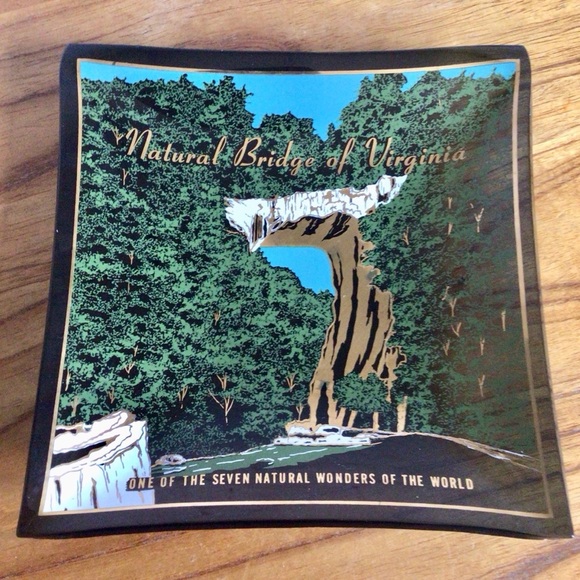 Natural Bridge of Virginia Glass Dishes - Set of 2 - Picture 3 of 6